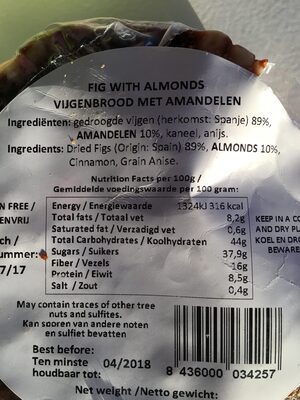 De Juan Fig and Almond Fruit Cake