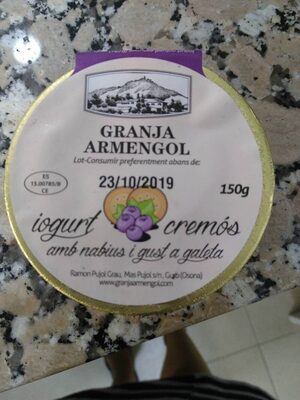 Yogur cremoso con arándanos y sabor a galleta front packaging