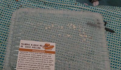 Palmeras blancas rellenas de cacao avellanas front packaging