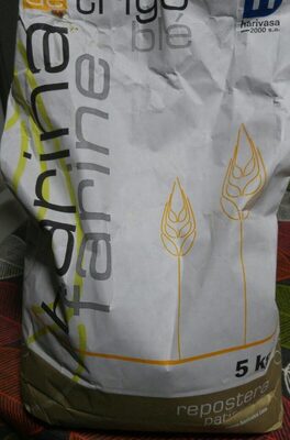 Harina de trigo repostera front packaging