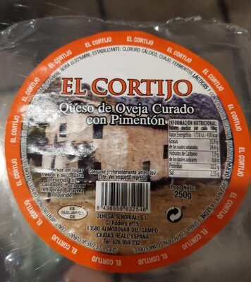 Queso de oveja curado con pimenton