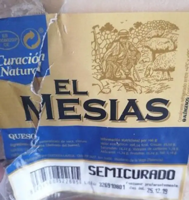 Queso semicurado front packaging