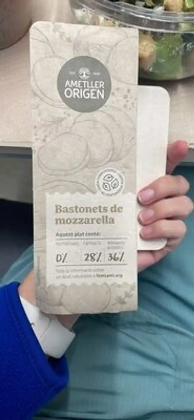 Bastonets de mozzarella front packaging