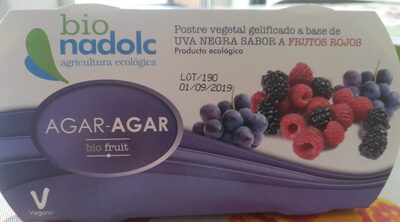 Postre vegetal gelificado a base de uva negra