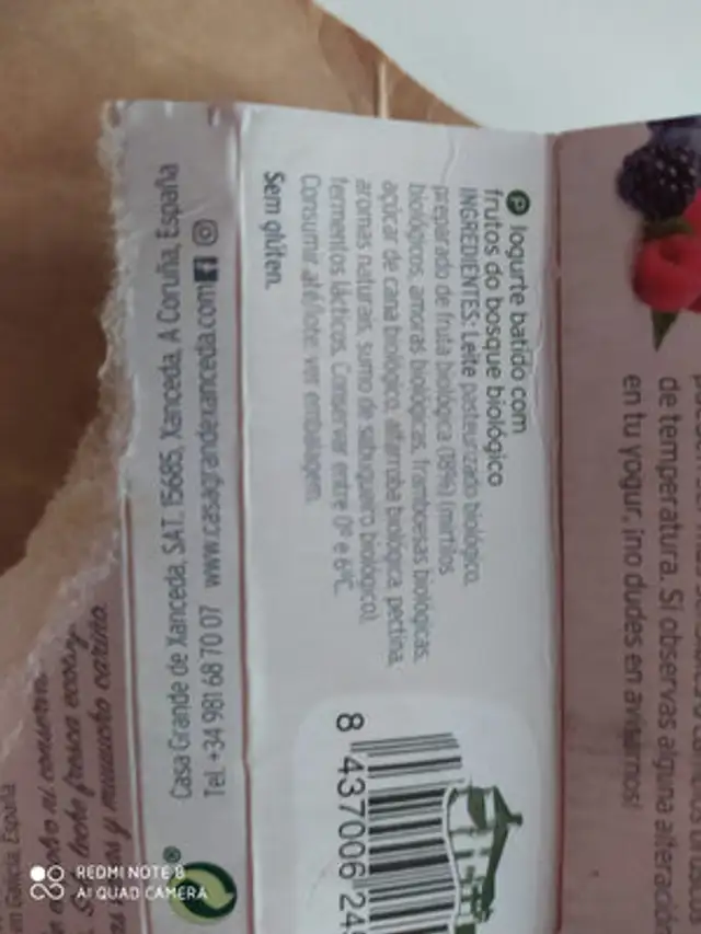 Yogur con frutas del bosque ingredients label