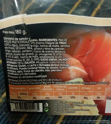 Sandwich salmón y queso