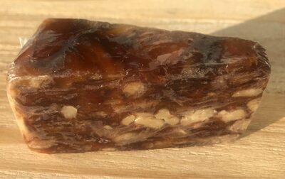 Cuña de datil con nuez