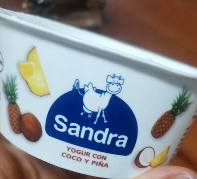 Yogur con coco y piña