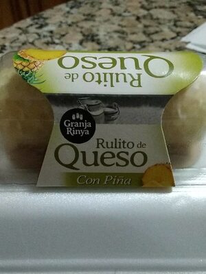 Rulito de queso con piña