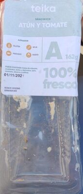 Sándwich de atún y tomate