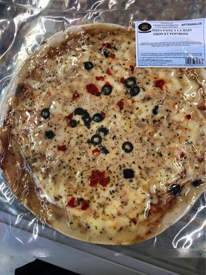 PIZZA FAITE A LA MAIN THON ET POIVRONS