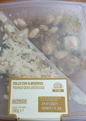 pollo con almendras front packaging