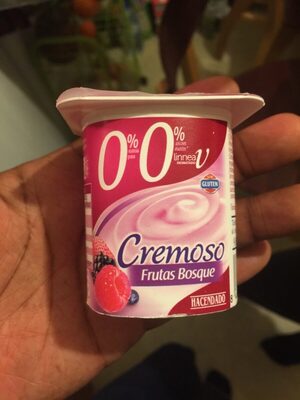 Yogur cremoso frutas bosque 0% front packaging