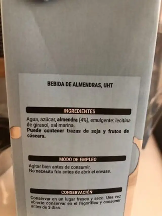 Bebida De Almendras ingredients label