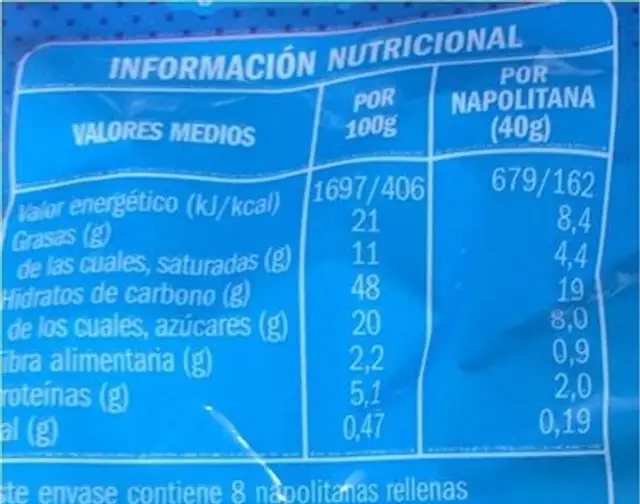 Napolitana rellena de crema nutrition facts table