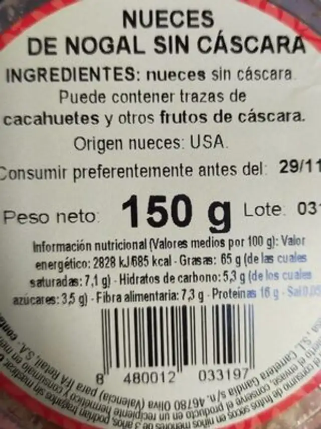 Nueces mondadas nutrition facts table