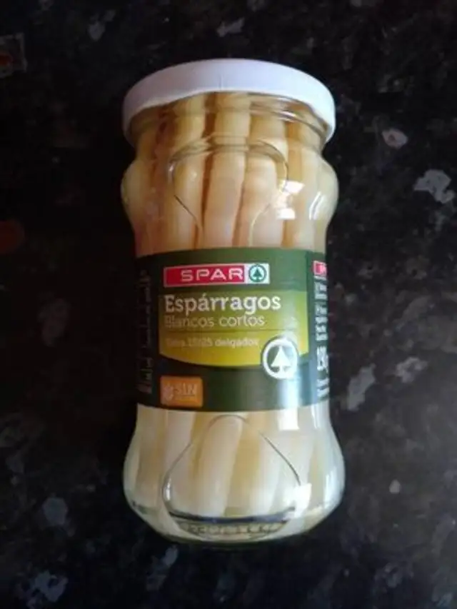 Esparragos blancos cortos front packaging