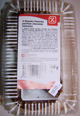 4 Donuts fourrés parfum chocolat noisette