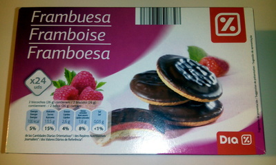 Biscuits fourrés à la framboise et nappé de chocolat