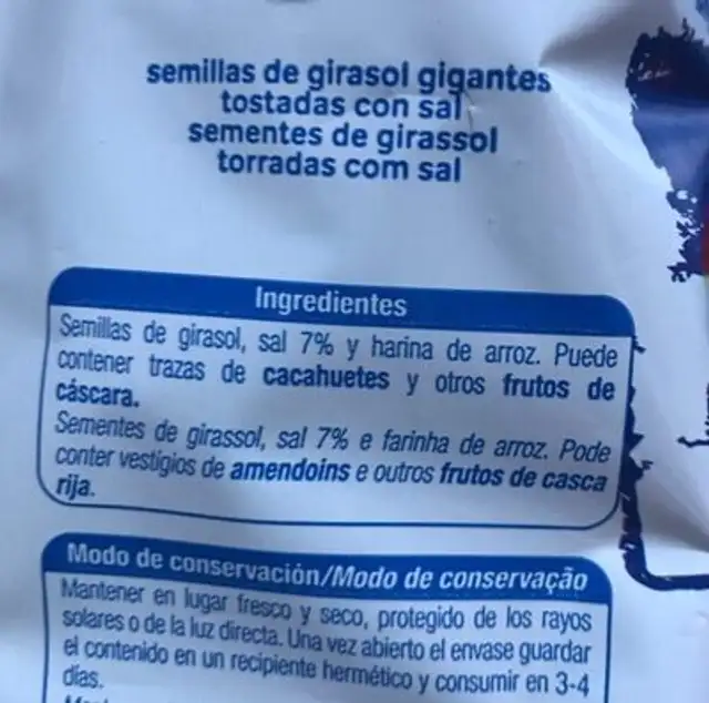 Pipas Gigantes con sal ingredients label
