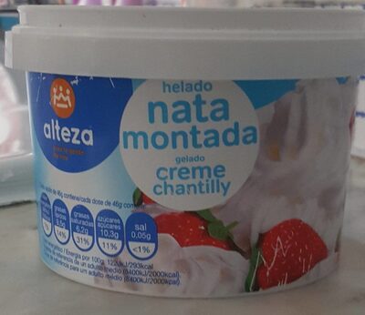 Helado nata montada