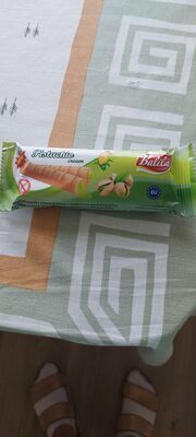 kukuřičné trubičky plněné pistaciovou příchutí front packaging
