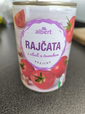 Rajčata s cibulí a Česnekem