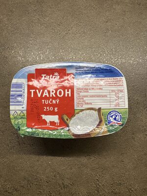 Tvaroh Tučný front packaging