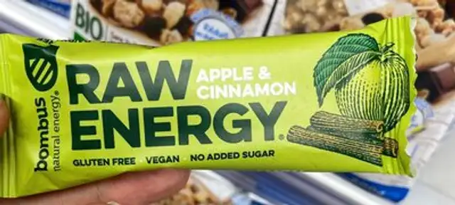 Baton Daktylowy Bezglutenowy Jab?ko / Cynamon 50g raw Energy nutrition facts table