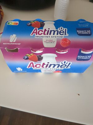 Jogurtový nápoj s L.casei Danone s lesními plody