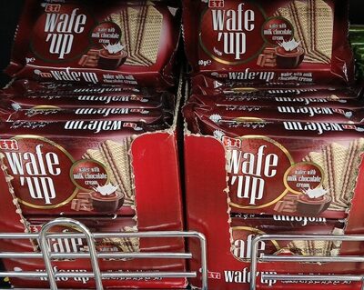 Wafe up with Milk Choco cream