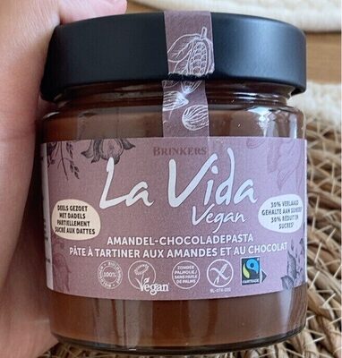 Pate a tartiner aux amandes et chocolat