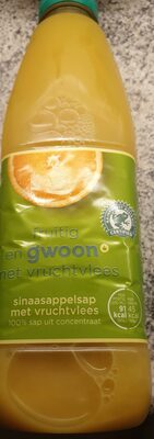 Gwoon sinaasappelsap met vruchtvlees