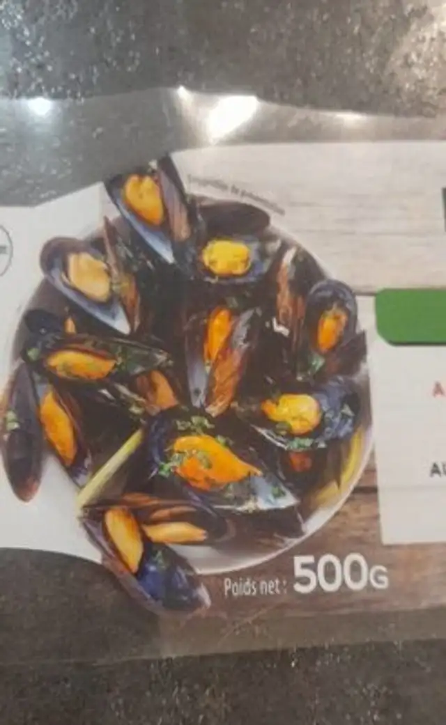 Moules cuites assaisonnées au thyl et romarin