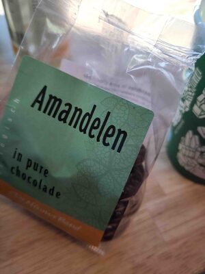 Amandelen in pure chocolade