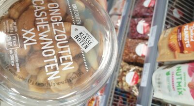 Ongezouten cashewnoten