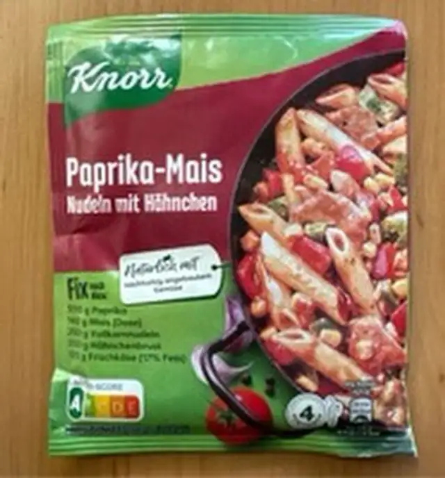 Paprika-Mais Nudeln mit Hähnchen front packaging