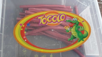 Bonbons fins lisses fourrés aux fruits