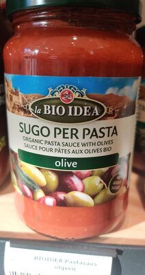 Organic pasta sauce with olive