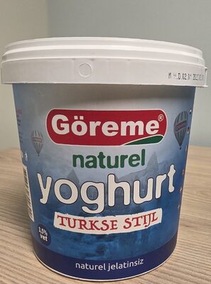 Natural yogurt front packaging
