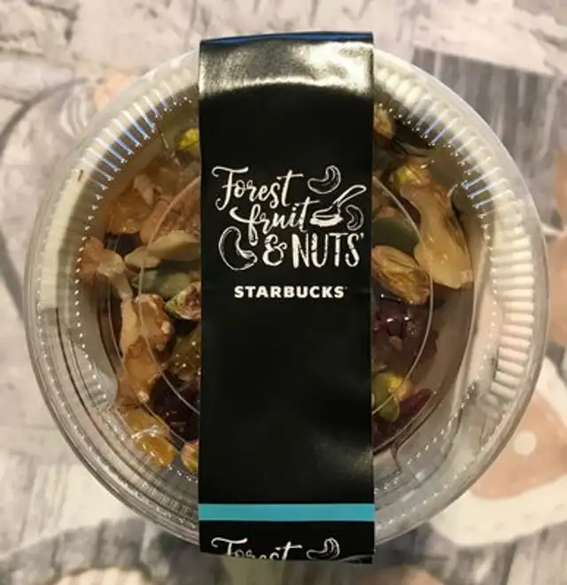 Forest fruit & nuts front packaging