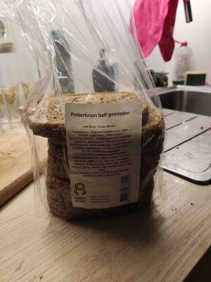 Polderbruin half gesneden