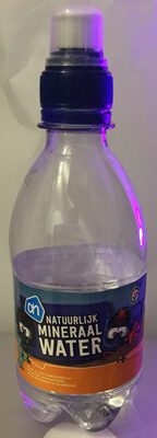 Natuurlijk mineraalwater front packaging