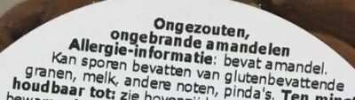 Ongebrande amandelen ingredients label