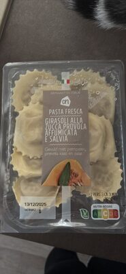 PASTA FRESCA GIRASOLI ALLA ZUCCA PROVOLA AFFUMICATA E SALVIA