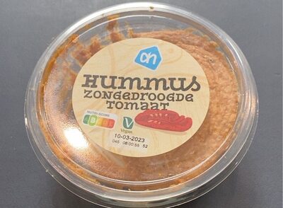 Hummus zongedroogde tomaat