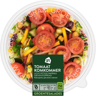 Tomaat komkommer salade lichtpittige groentespread