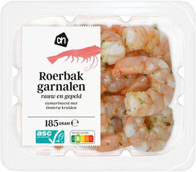 Roerbakgarnalen rauw en gepeld gemarineerd met oosterse kruiden