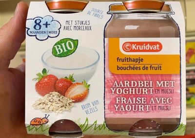 Fraise yaourt avec musli