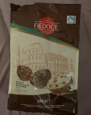 Crispy chocolate pralines